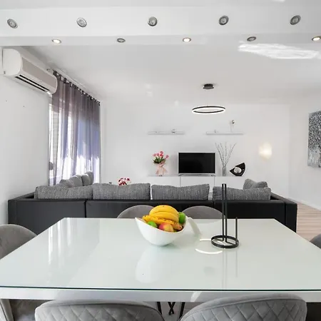 Apartment Suzana Stobrec