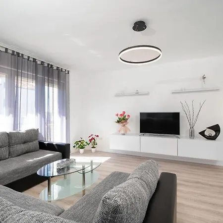 Apartment Suzana Stobrec